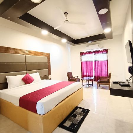 Hotel New Rajdarshan Madikeri Dış mekan fotoğraf