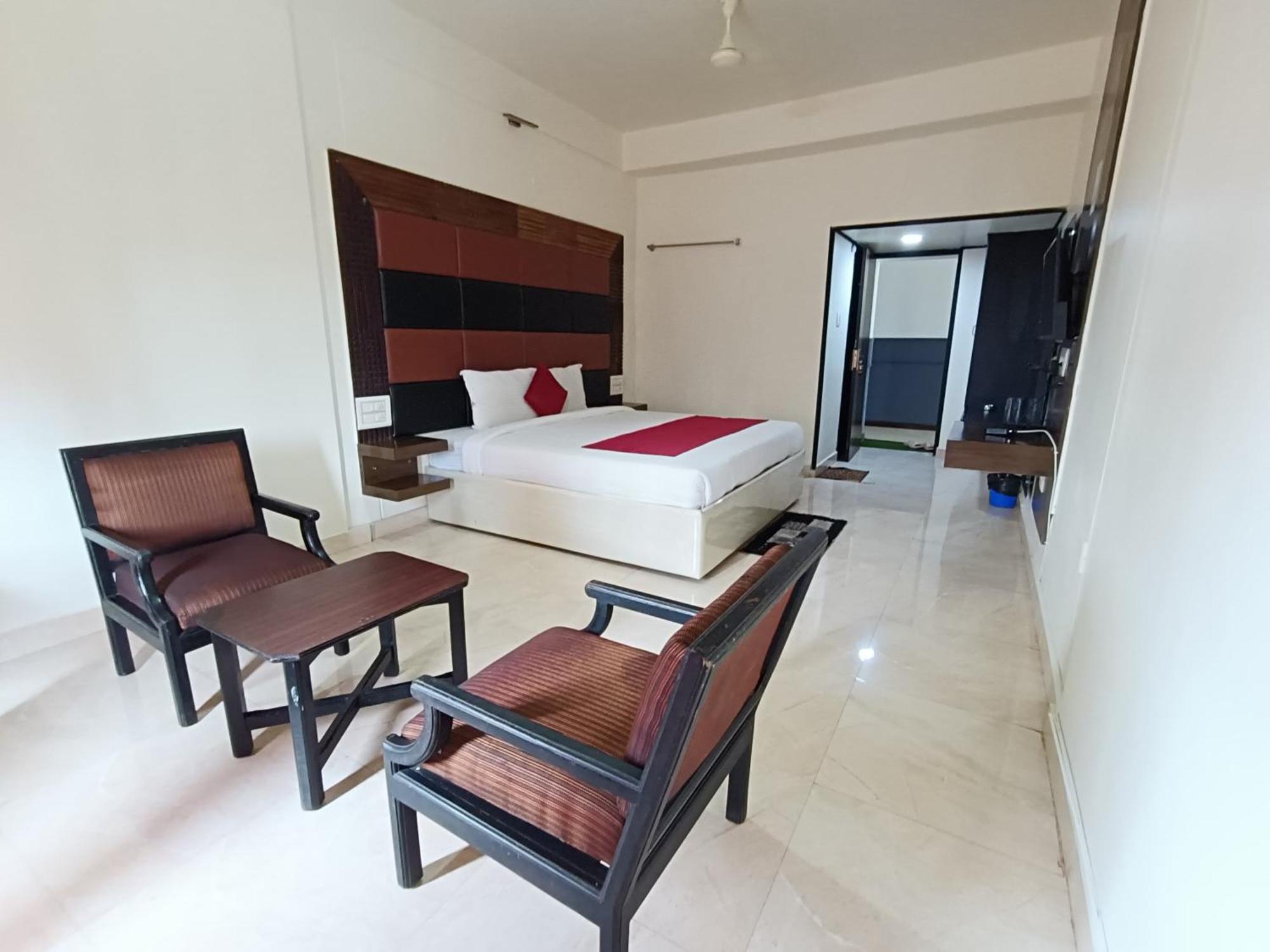 Hotel New Rajdarshan Madikeri Dış mekan fotoğraf