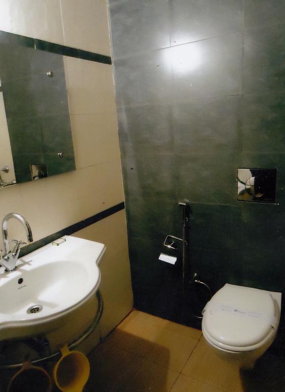 Hotel New Rajdarshan Madikeri Dış mekan fotoğraf